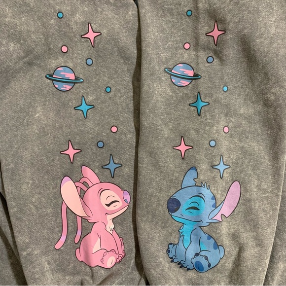 Disney’s Lilo & Stitch Pullover Crewneck Sweatshirt-Size S NWT - Picture 5 of 9